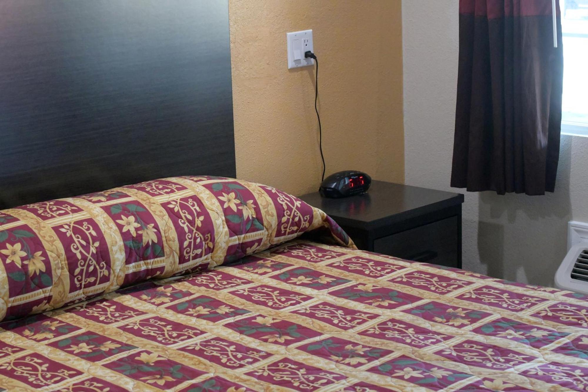 A-1 Budget Motel Кламат-Фоллс Екстер'єр фото